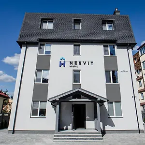 nesvit.hotels-of-kiev.com/