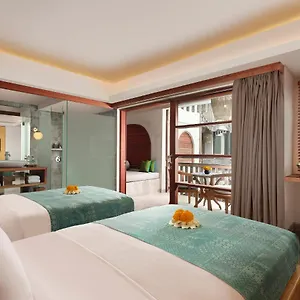 **** Otel Amnaya Nusa Dua Endonezya
